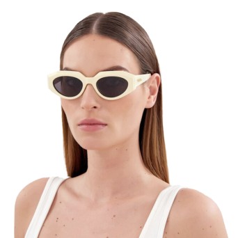 BOTTEGA VENETA SUNGLASSES...